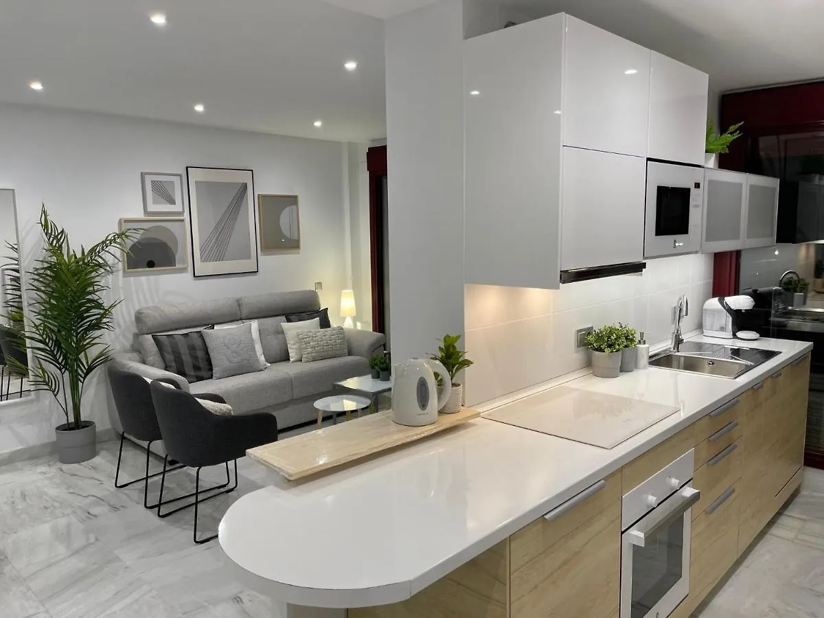 Apartment Design Cerca Puerto Banus Y Marbella Estepona 0*,  Spain